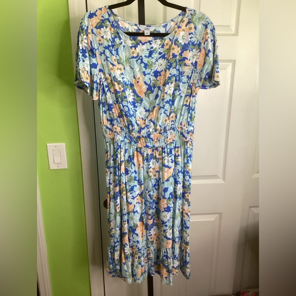 Croft & Barrow Floral Midi Dress in Blue and Orange, size Medium